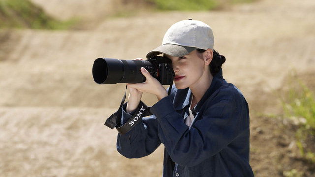 Sony 正式發表 FE 100-400mm F5.6-8 OSS，654g 羽量化設計手持更輕鬆