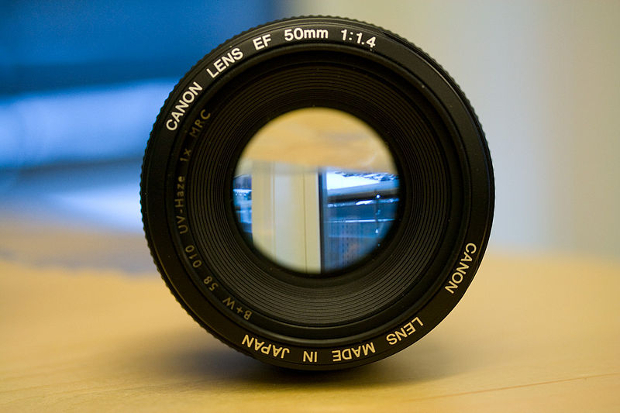 Canon EF 50mm F1.8 IS USM 呼之欲出，取代 50mm F1.4 ？ | DIGIPHOTO