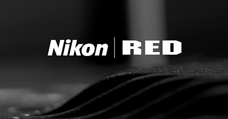Nikon zr